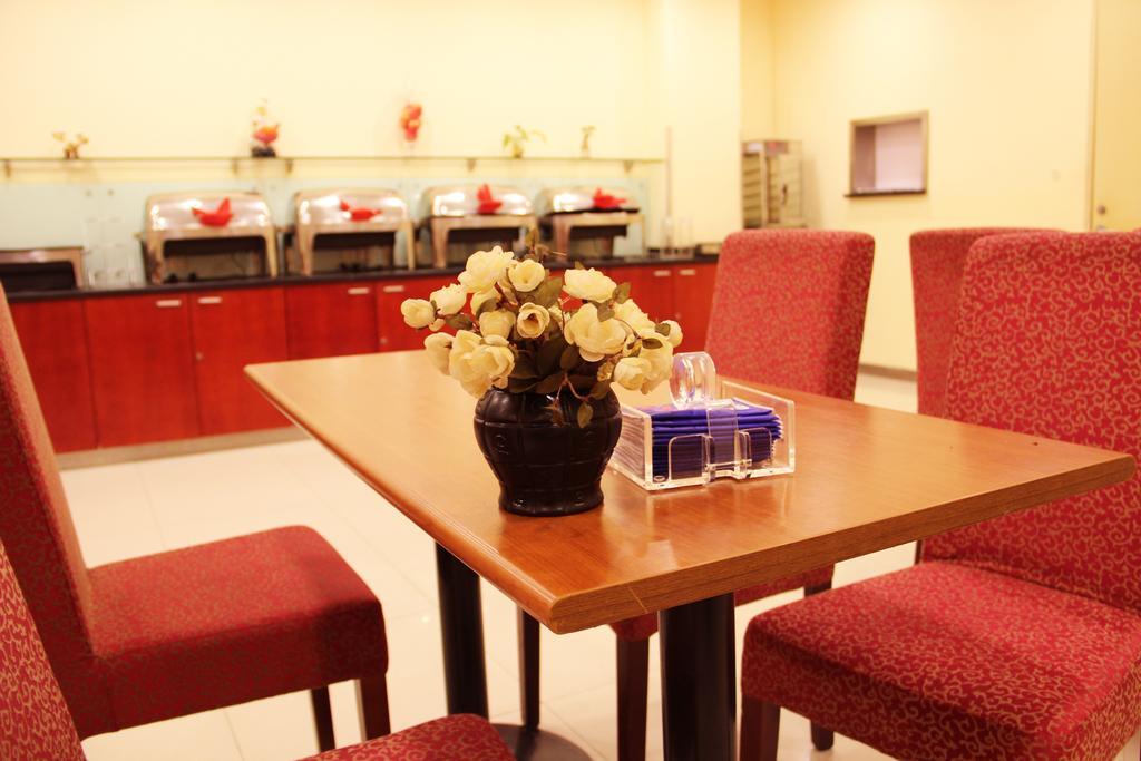 Hanting Express Xinyu Xianlai Avenue Bagian luar foto